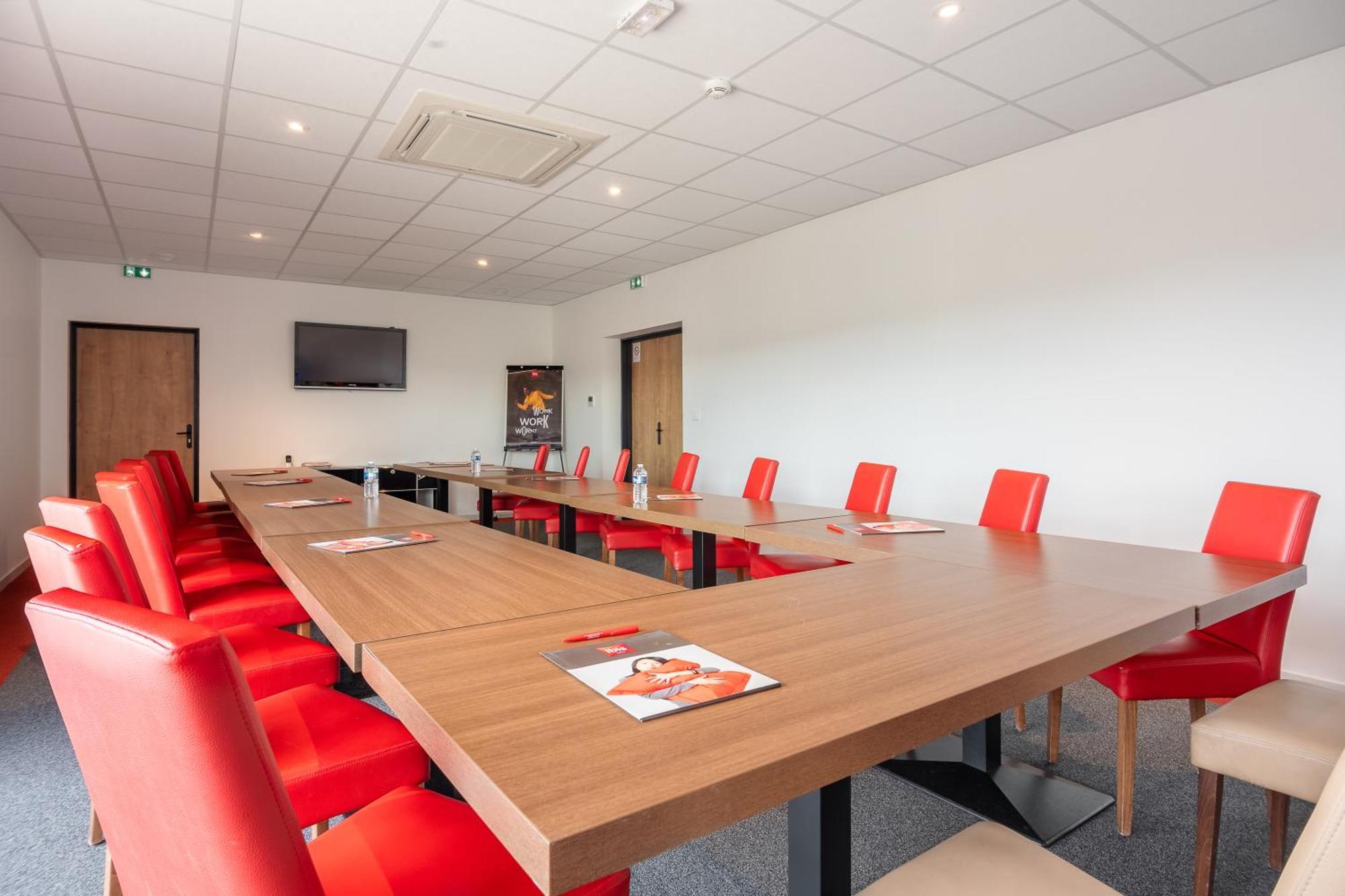 Ibis Dijon Sud Hotel Perrigny-les-Dijon Екстериор снимка